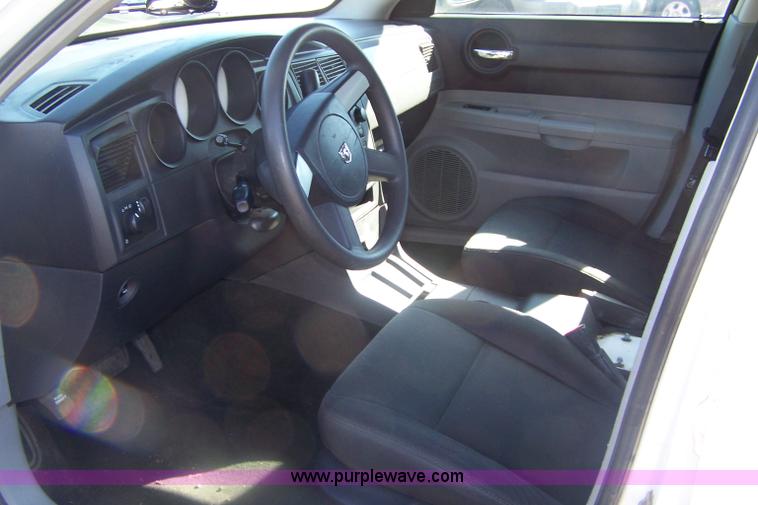 image for item A4545 2007 Dodge Charger Police