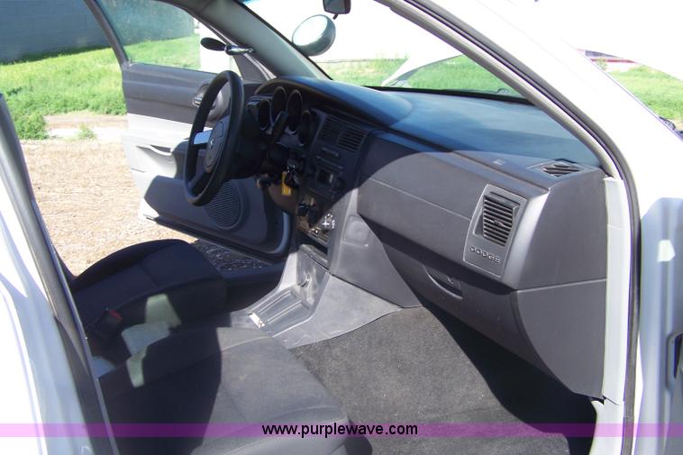 image for item A4545 2007 Dodge Charger Police