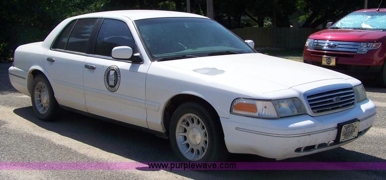 image for item A4565 1998 Ford Crown Victoria LX