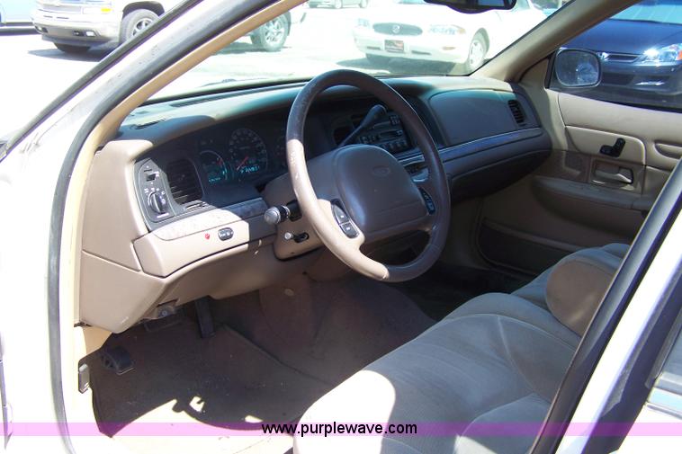 image for item A4565 1998 Ford Crown Victoria LX