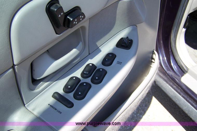 image for item A4567 1999 Ford Crown Victoria LX