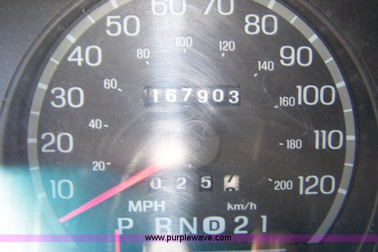 image for item A4567 1999 Ford Crown Victoria LX