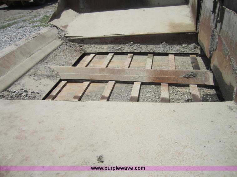 image for item A4734 Cedarapids BSF-530 asphalt paver