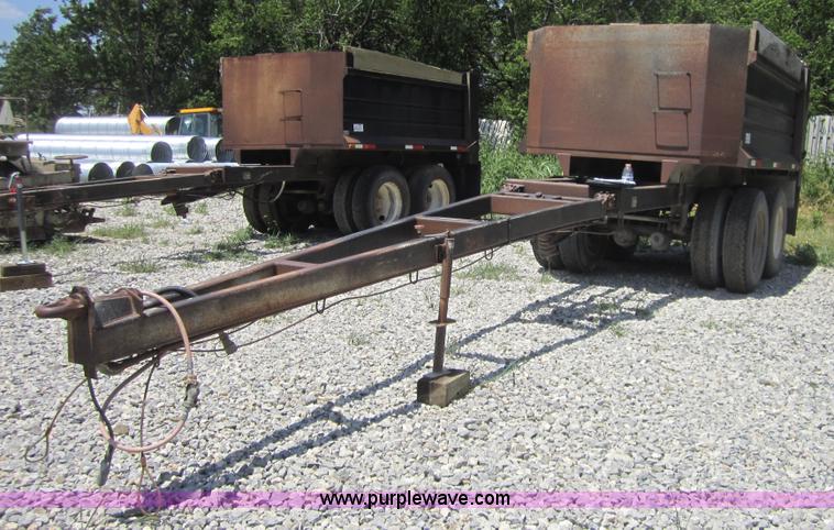 image for item A4736 2000 Leach pup trailer