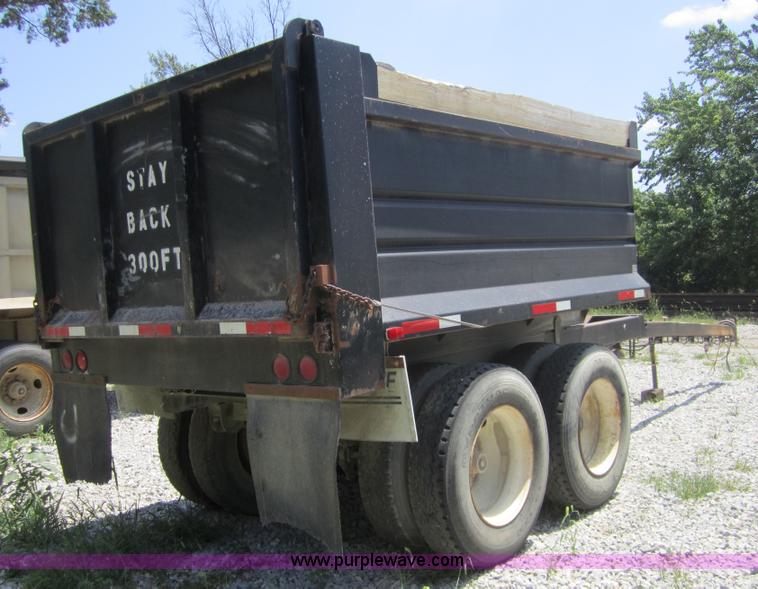 image for item A4736 2000 Leach pup trailer