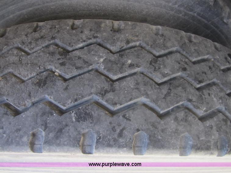 image for item A4736 2000 Leach pup trailer