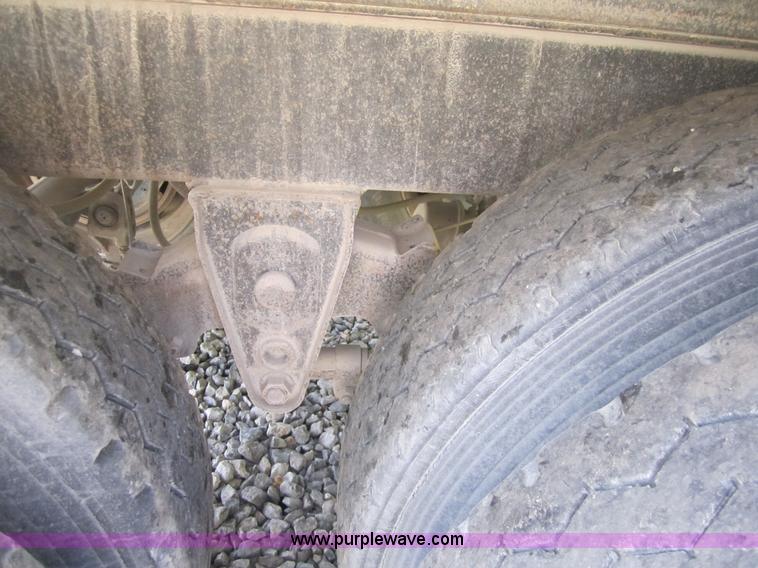 image for item A4736 2000 Leach pup trailer