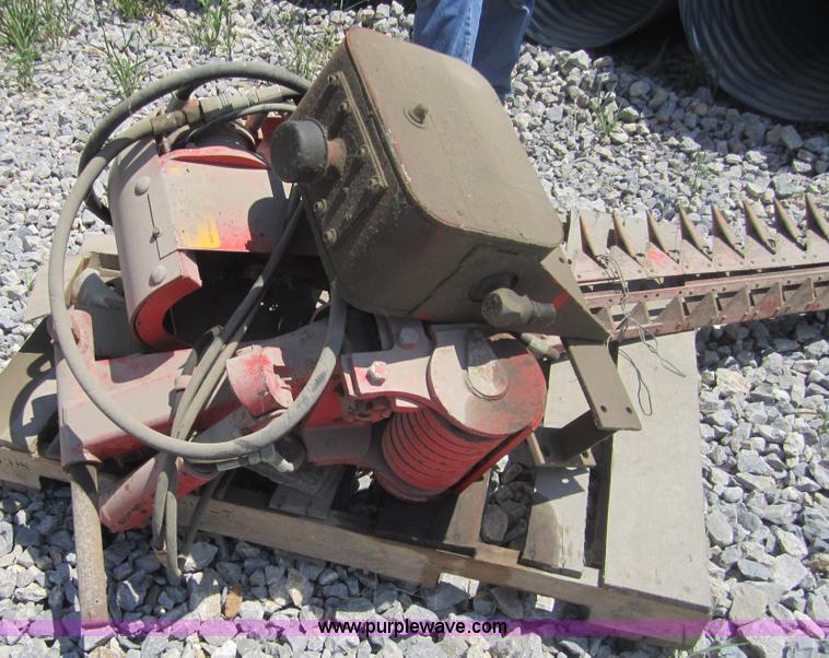 image for item A4743 Hydro-cut 6' sickle bar mower