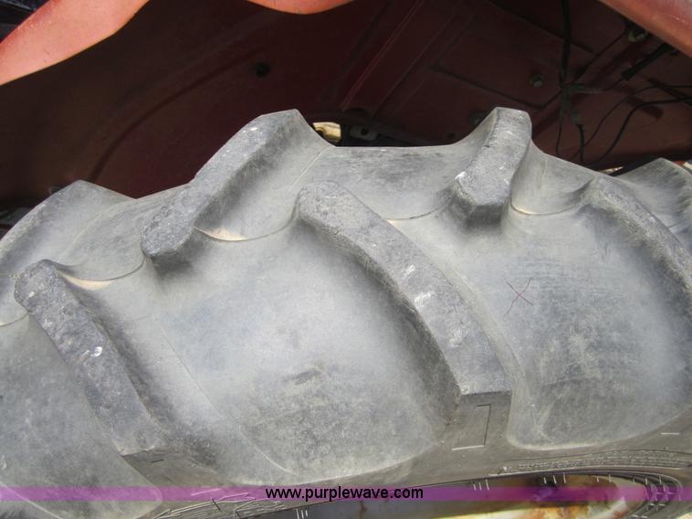 image for item A4747 International 254 tractor