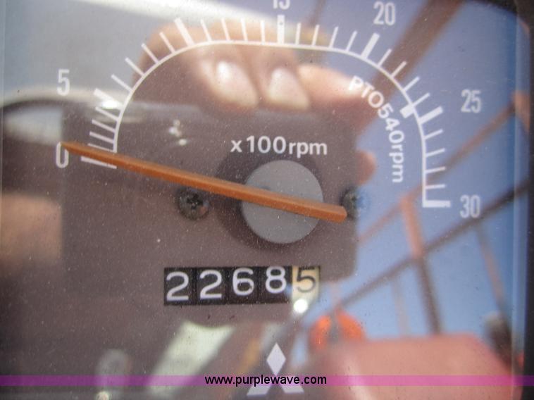 image for item A4747 International 254 tractor