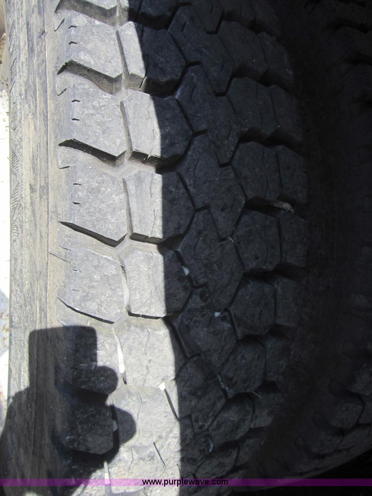 image for item A4750 1992 Freightliner FLD dump truck