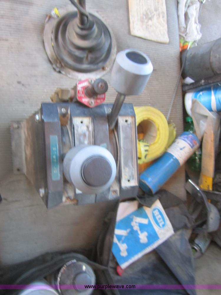 image for item A4750 1992 Freightliner FLD dump truck