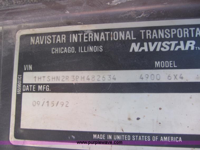 image for item A4753 1993 International 4900 dump truck