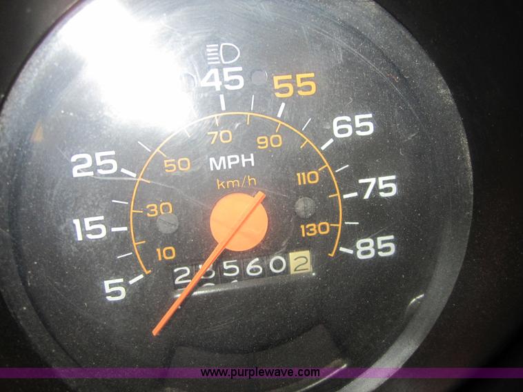 image for item A4764 1984 Chevrolet D30 Military box truck