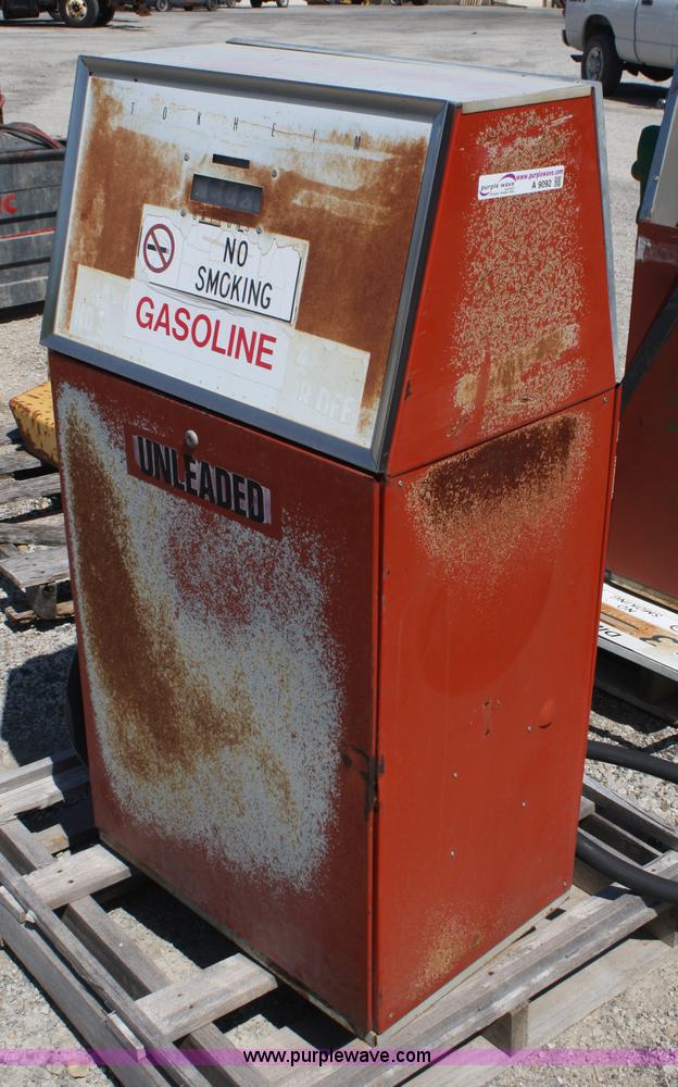 image for item A9092 Tokheim gas pump