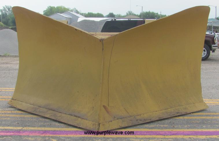 image for item A9338 Balderson V-nose snow plow