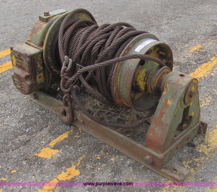 image for item A9341 Garwood 4M718 heavy duty winch