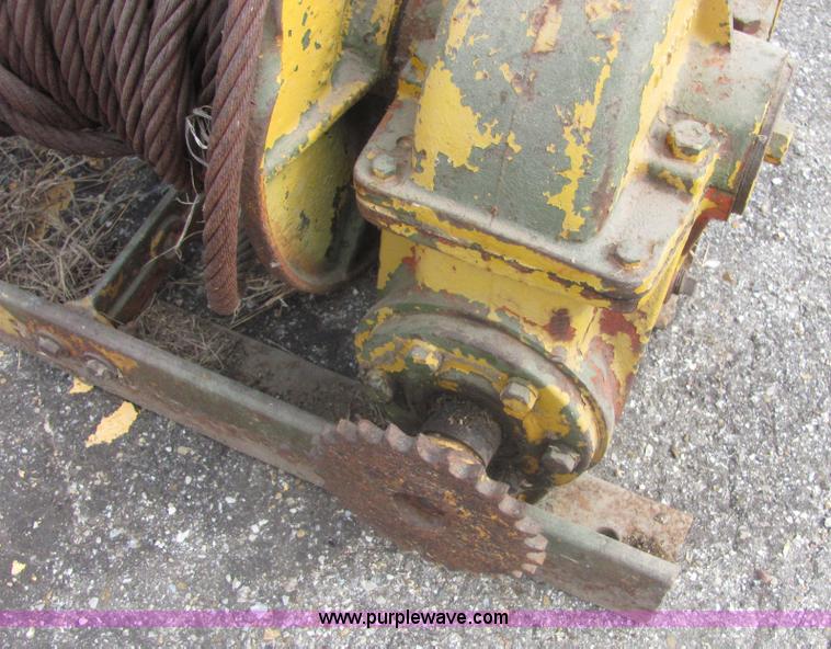 image for item A9341 Garwood 4M718 heavy duty winch