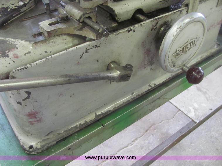 image for item A9343 Valve face grinding machine and valve seat grinder
