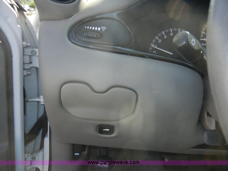 image for item A9775 2003 Chevrolet Malibu