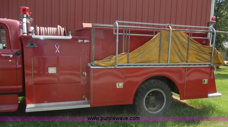 image for item A9776 1972 Ford 600 fire truck