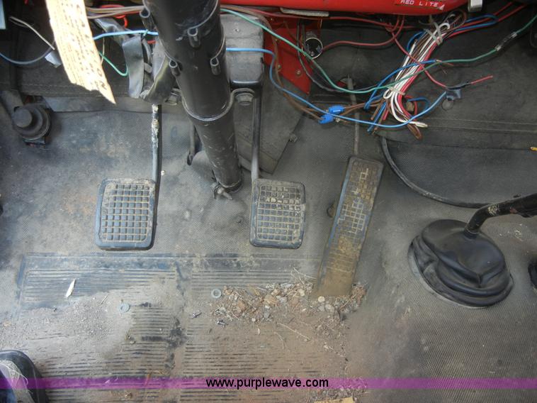 image for item A9776 1972 Ford 600 fire truck