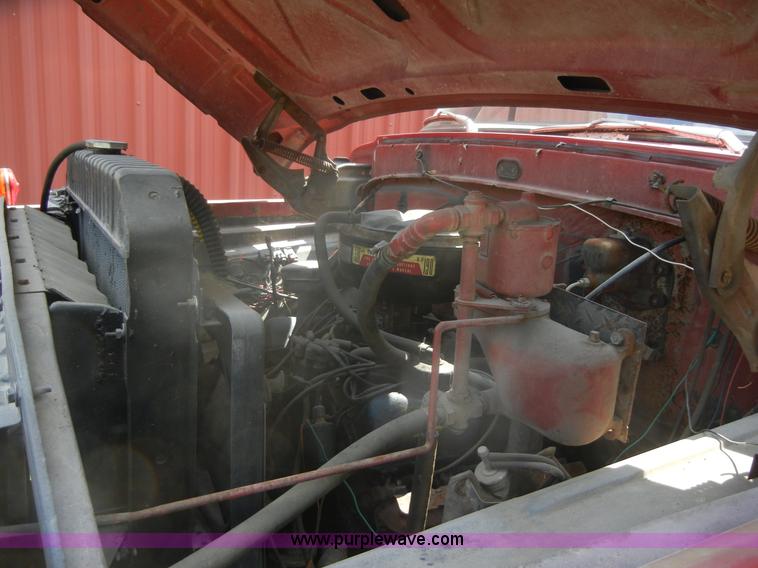 image for item A9776 1972 Ford 600 fire truck