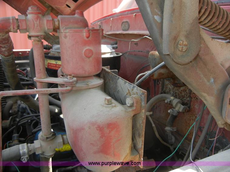 image for item A9776 1972 Ford 600 fire truck