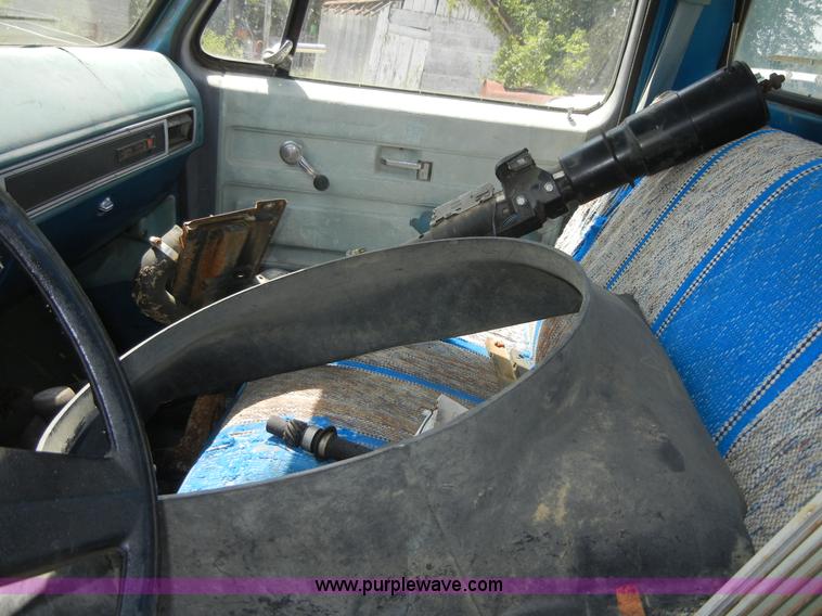 image for item A9778 1978 GMC Sierra Classic pickup truck cab and chassis