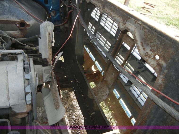 image for item A9778 1978 GMC Sierra Classic pickup truck cab and chassis