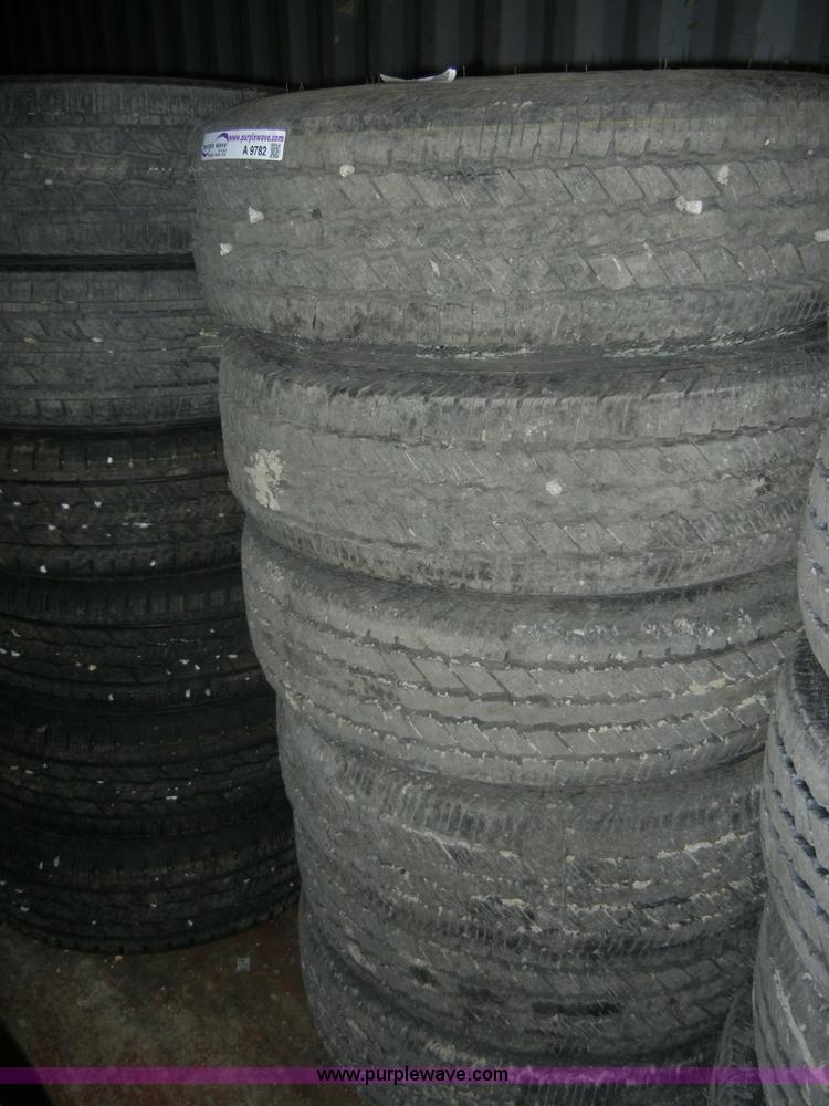 image for item A9782 (6) used LT245/75R17 Continental Contitrac tires
