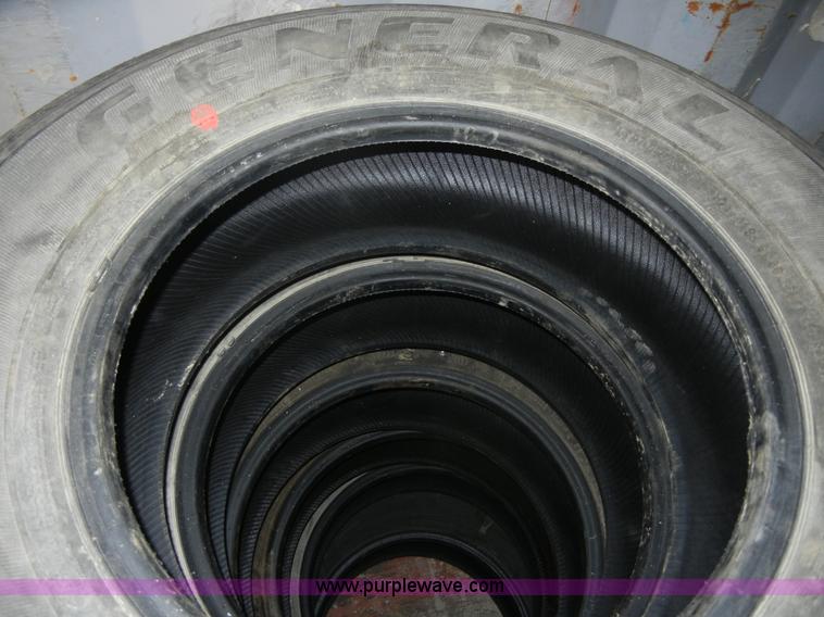 image for item A9786 (6) used LT245/75R17 General Grabber tires
