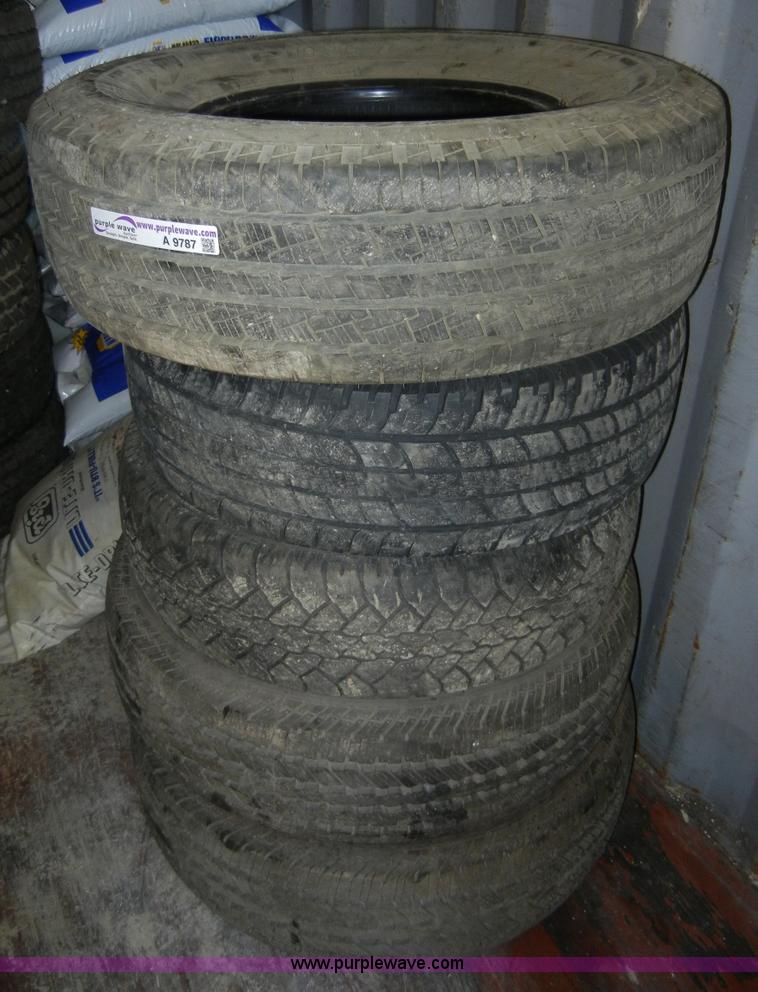 image for item A9787 (3) assorted used tires