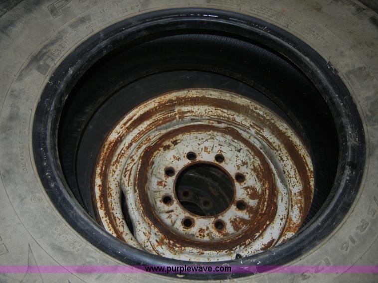 image for item A9787 (3) assorted used tires