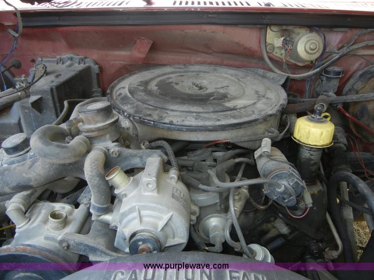 image for item A9788 1985 Ford F350 pickup truck