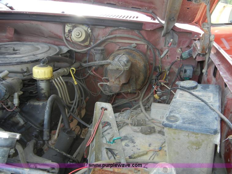 image for item A9788 1985 Ford F350 pickup truck