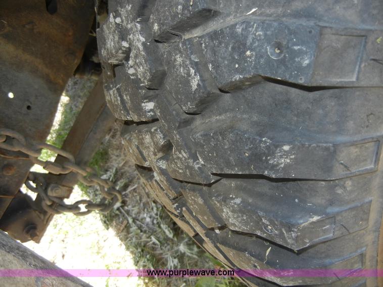 image for item A9788 1985 Ford F350 pickup truck