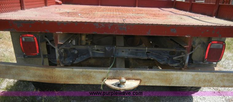 image for item A9788 1985 Ford F350 pickup truck