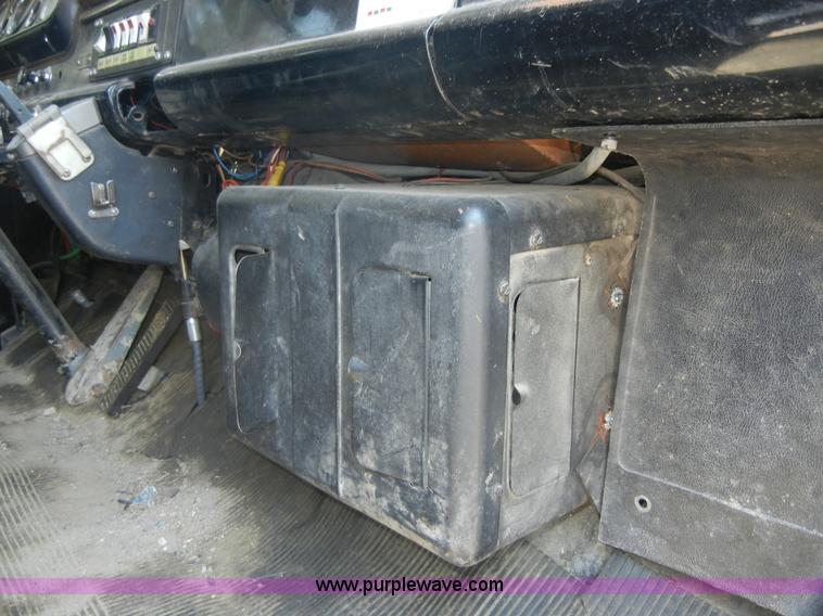 image for item A9789 1975 Ford 8000 fire truck