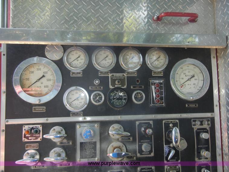 image for item A9789 1975 Ford 8000 fire truck