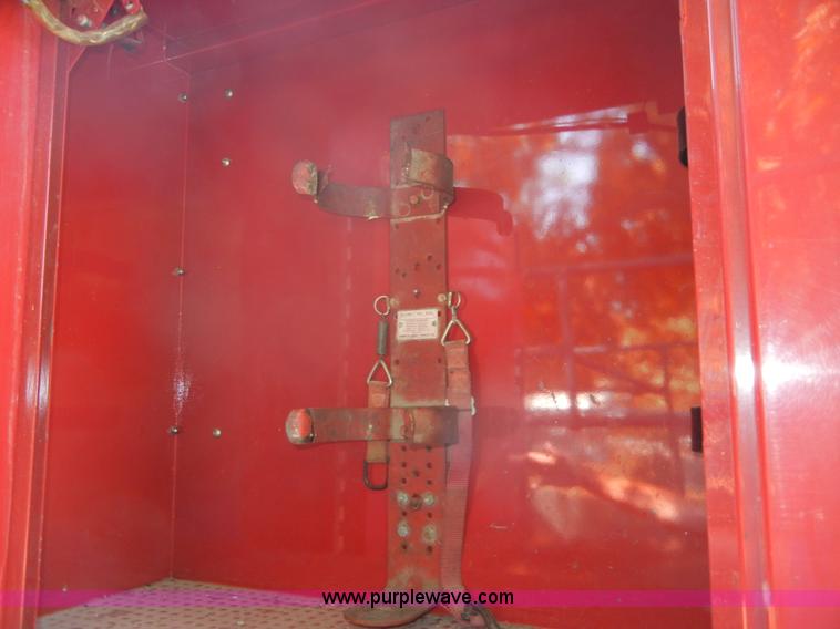 image for item A9789 1975 Ford 8000 fire truck