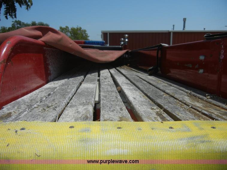 image for item A9789 1975 Ford 8000 fire truck