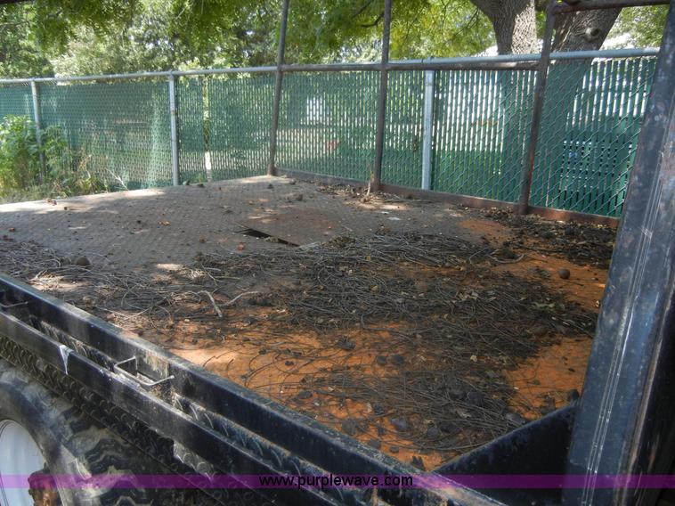 image for item A9790 1986 Ford F250 pickup truck