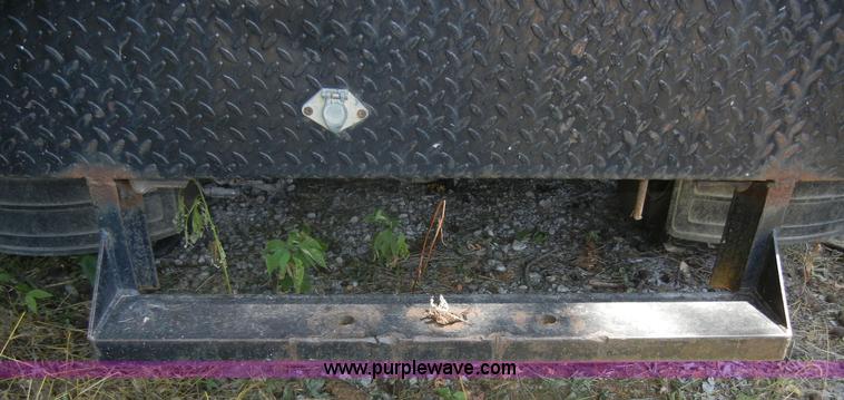 image for item A9790 1986 Ford F250 pickup truck