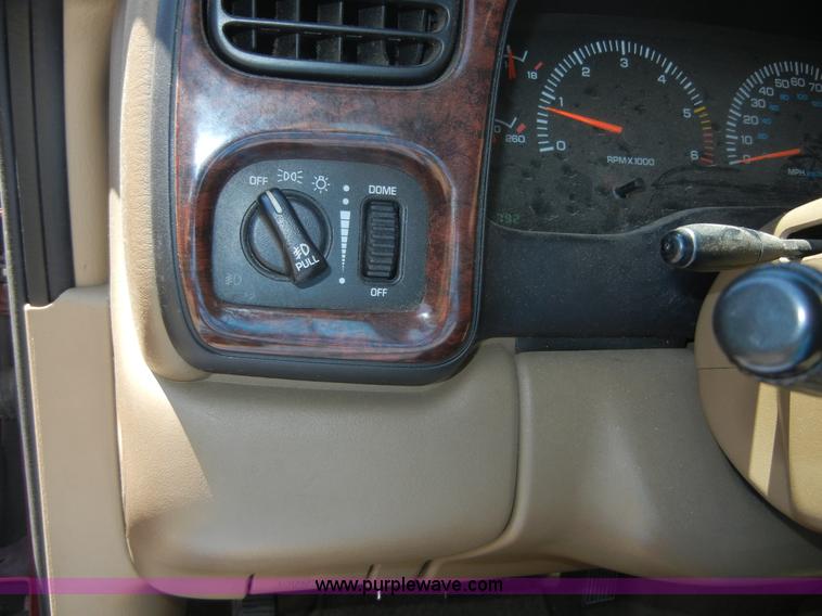 image for item A9944 2000 Dodge Durango SLT SUV