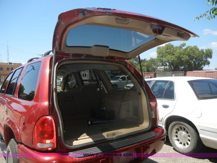image for item A9944 2000 Dodge Durango SLT SUV