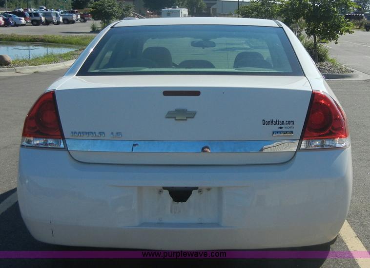 image for item A9946 2007 Chevrolet Impala LS