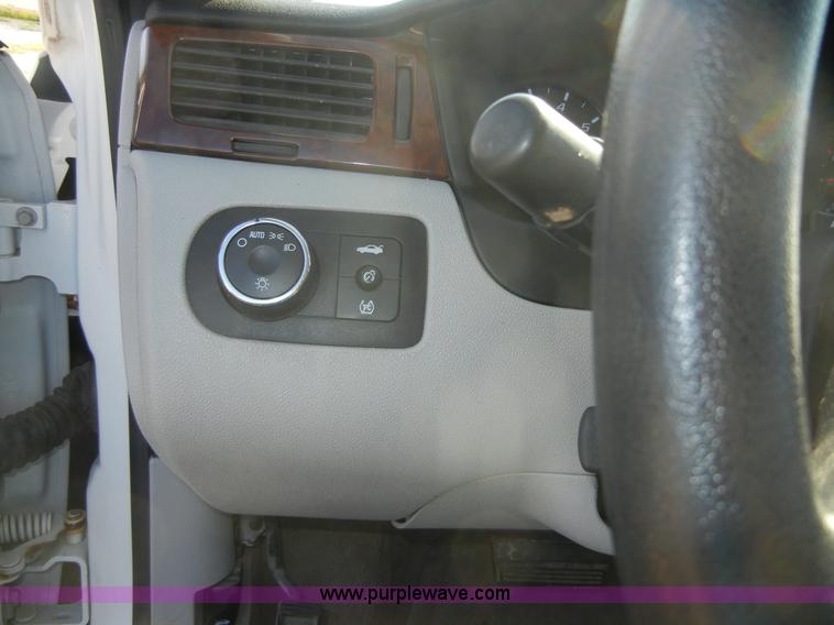 image for item A9946 2007 Chevrolet Impala LS