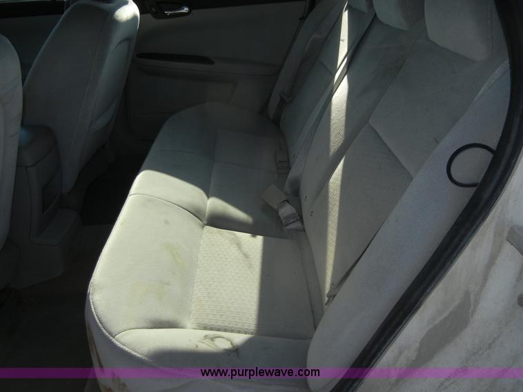 image for item A9947 2007 Chevrolet Impala LS