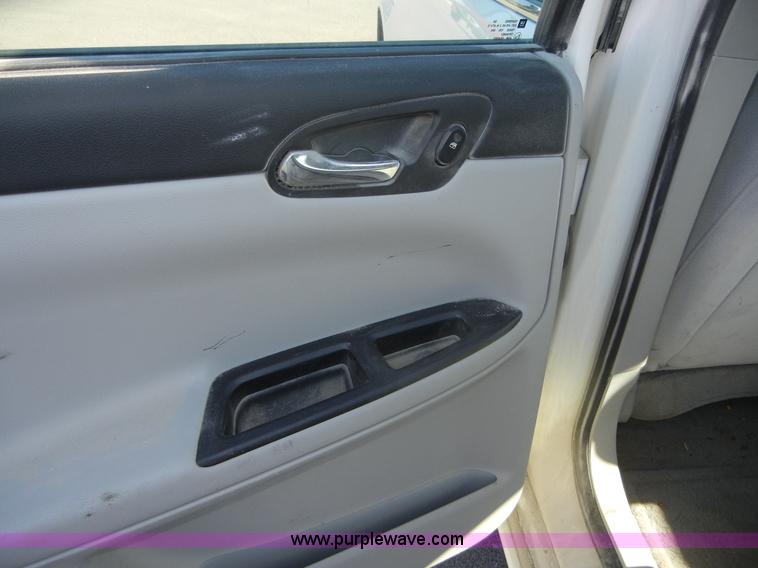 image for item A9947 2007 Chevrolet Impala LS
